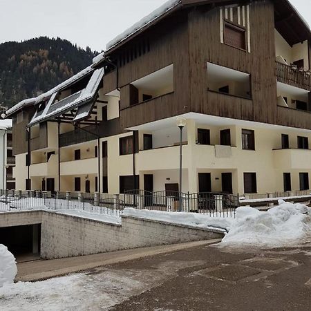 Des Alpes 1 Lejlighed Canazei Eksteriør billede